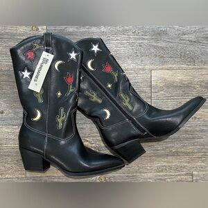 NWT No Boundaries Vegan Cowboy Boots Flower Cactus Moon Stars SZ 11 Women Black